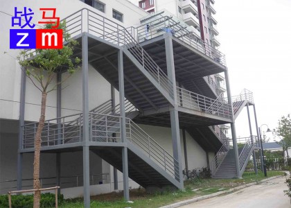 鋼結(jié)構(gòu)樓梯